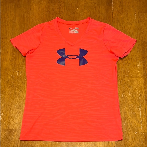 Girls Under Armour Pink/Orange/Coral V-Neck T-Shirt Size Youth Large - Picture 1 of 7